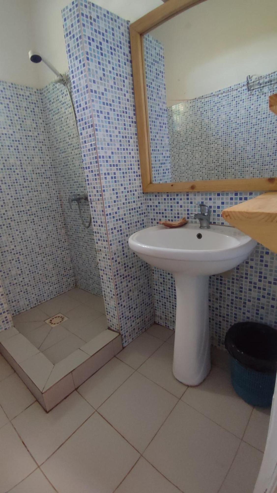 AKINE TI KASSO Diembering Diembéreng Exterior foto